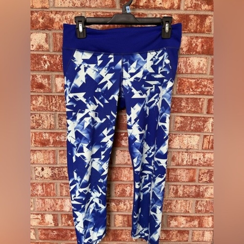 Under Armour Heat Gear Cropped Leggings Geometric Pull On